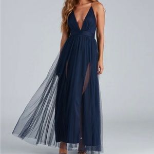 Navy blue long leg slit dress;Windsor